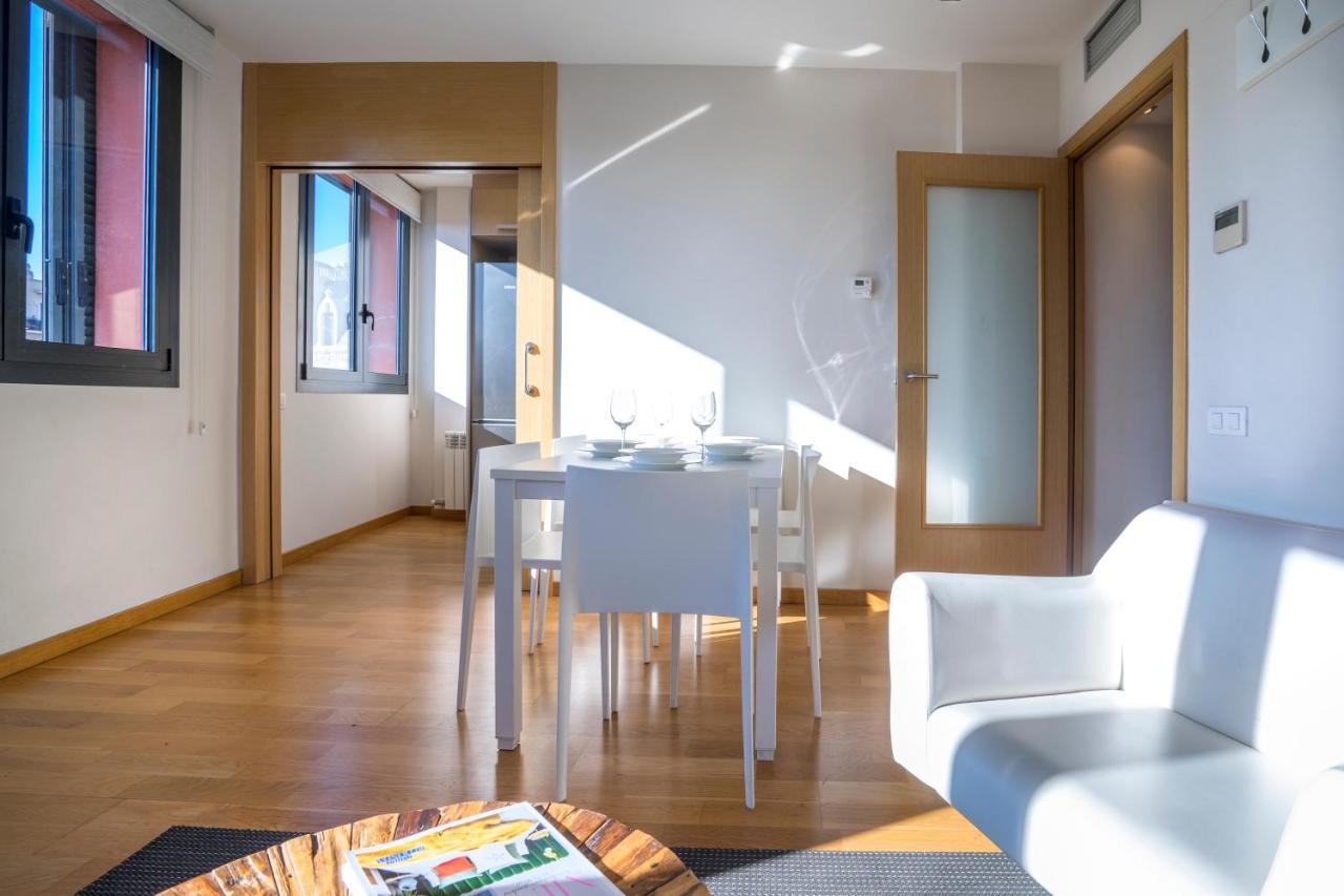 Friendly Rentals Jardinets 바르셀로나 객실 사진